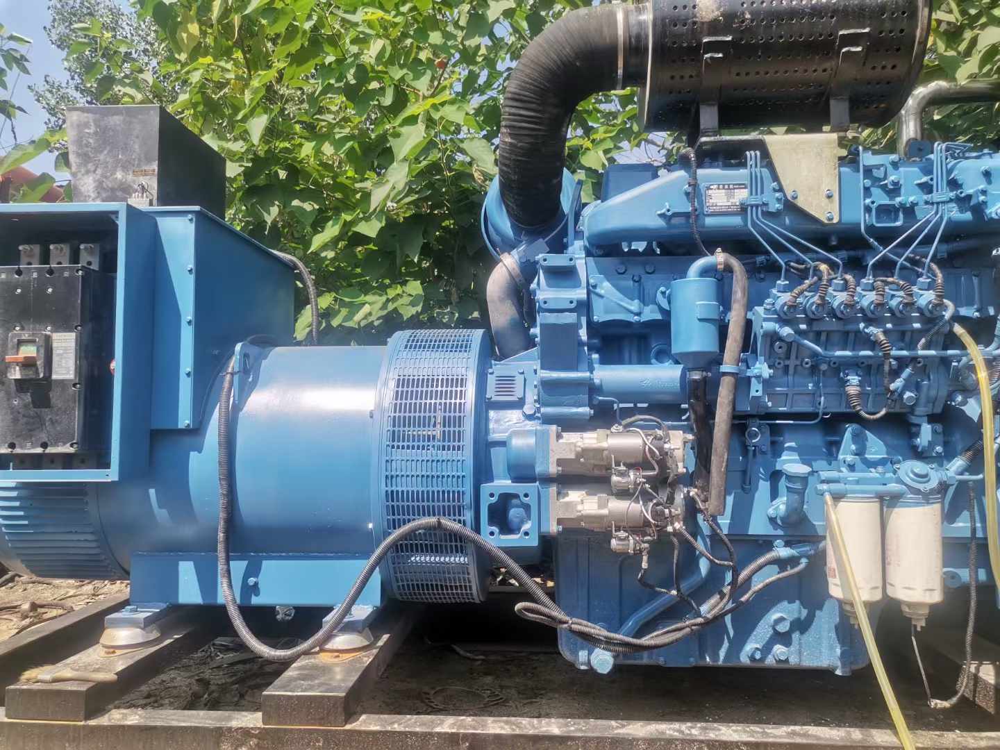 山阴详细说明降低 800kW 柴油发电机输出电流波动的方法