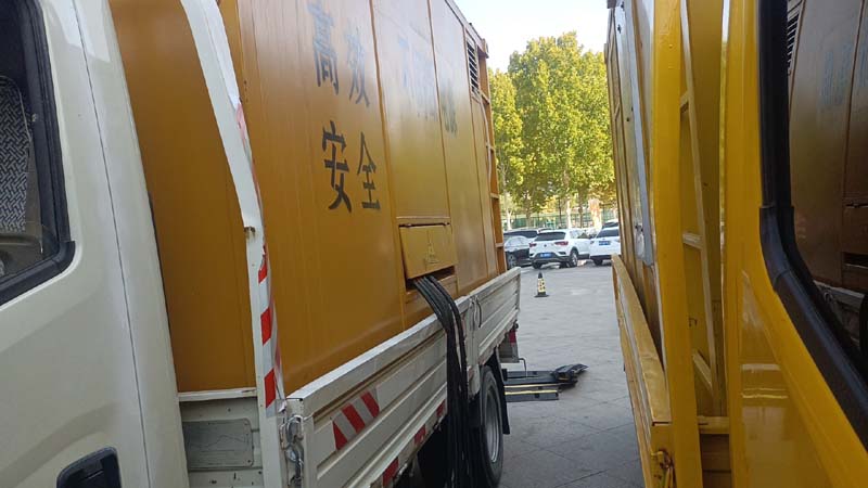 山阴如何判断柴油发电机组和UPS电源的切换时间是否符合要求？